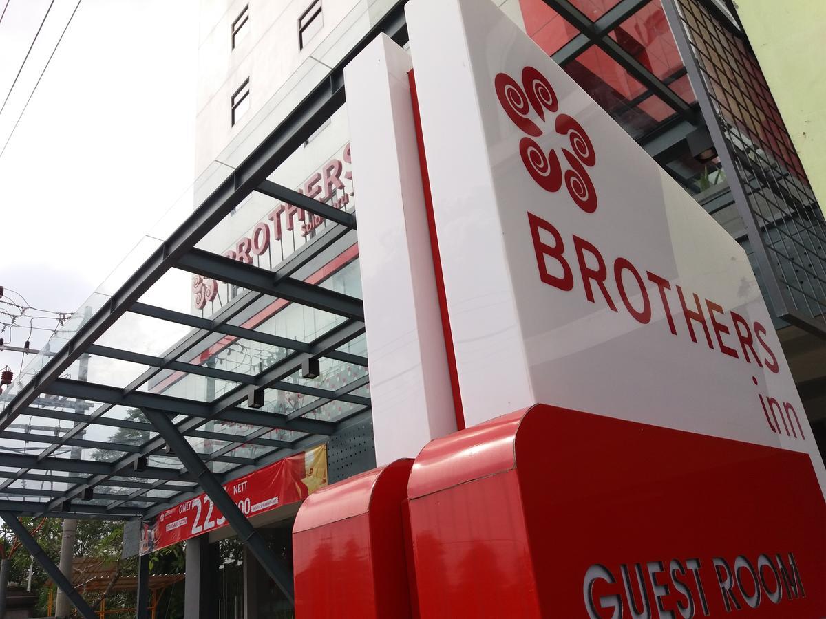 Brothers Inn Sukoharjo Eksteriør billede